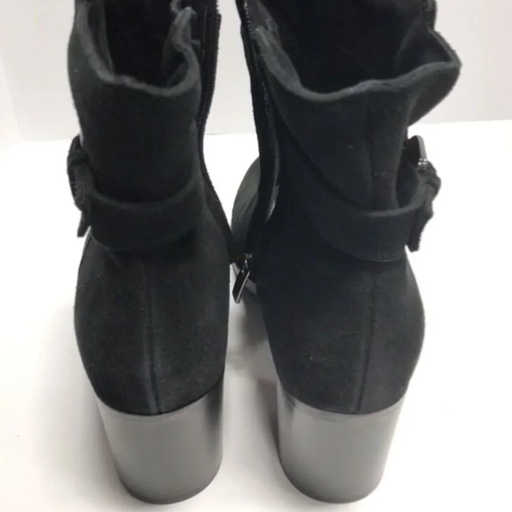 La Canadienne Women's Petra Boot Black Suede, Size 10M